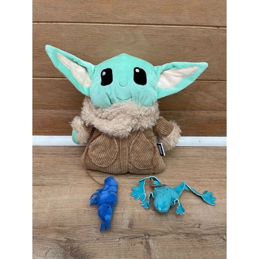 NWT Star Wars Mandalorian The Child Plush Burrow Toy With Hidden Crawly Friends